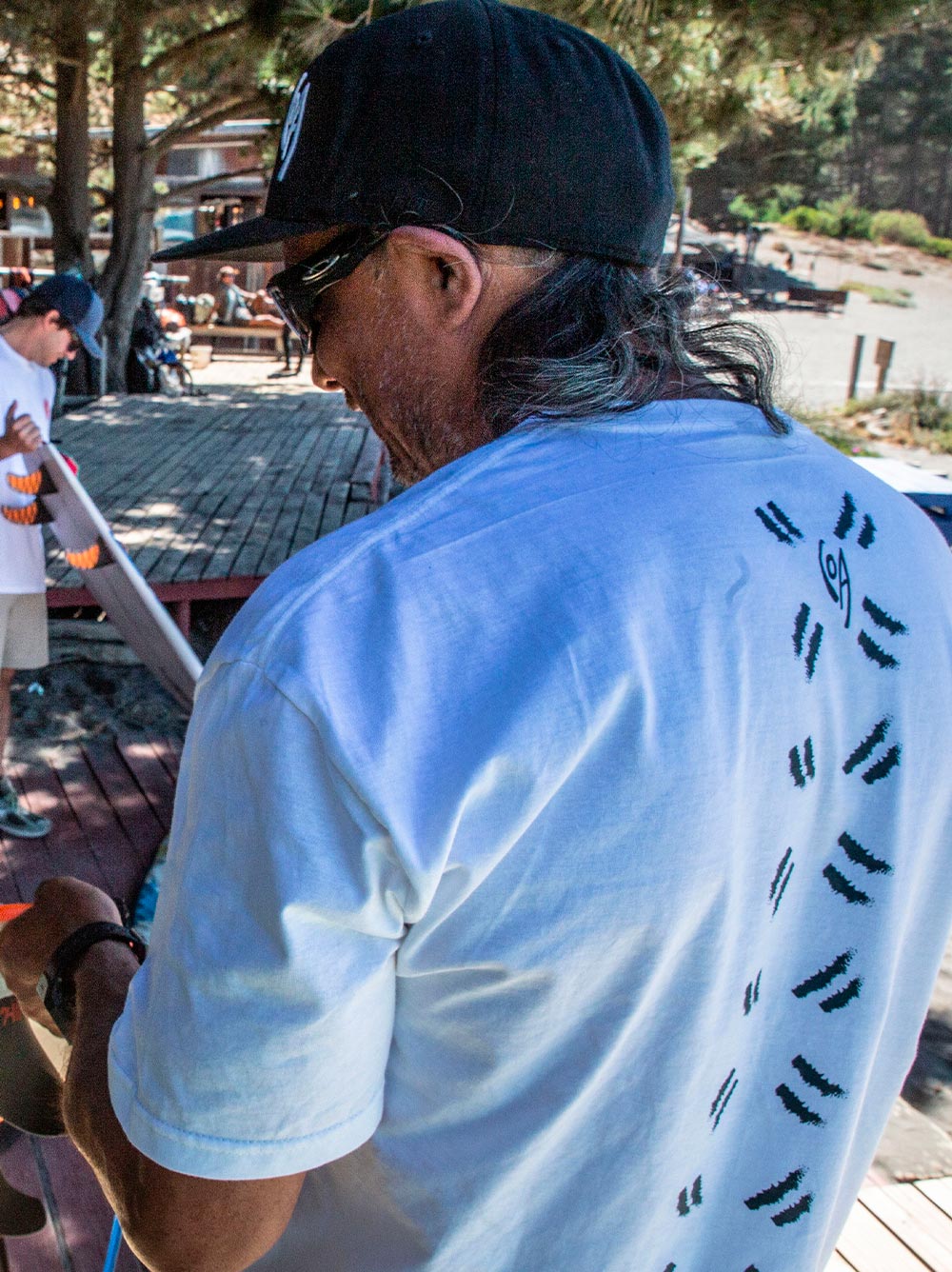 Polera Símbolo Destacador Blanca